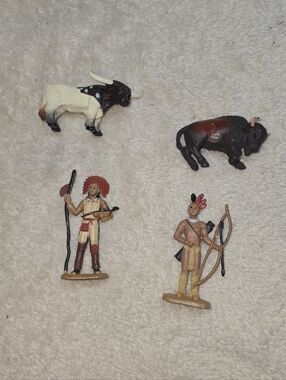 Safari Ltd Indian Chief Figure Indian Brave Buffalo Longhorn Set Native American